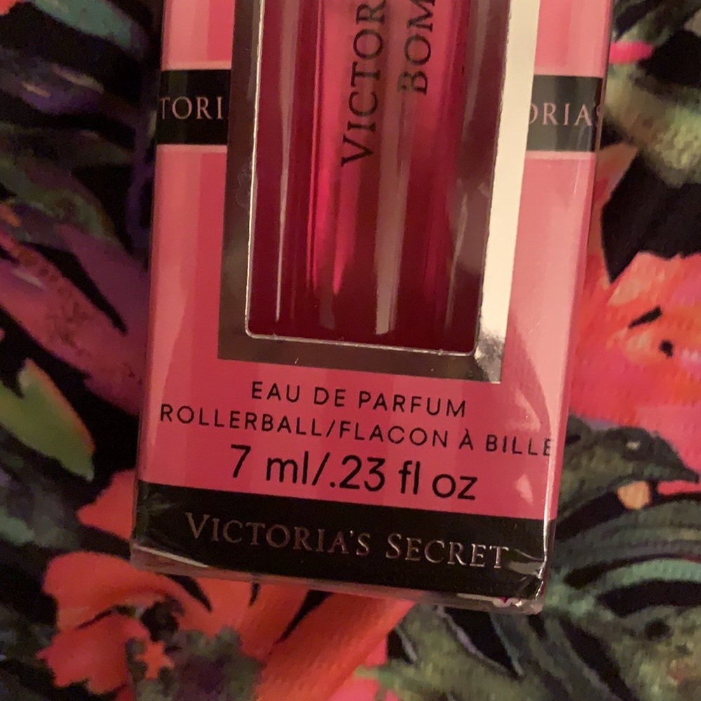 NEW. VICTORIAS SECRET BOMBSHELL Perfume - Picture 2 of 5